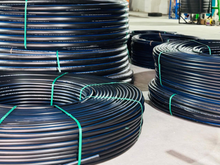 Black HDPE pipe coils